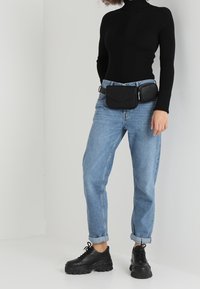 Topshop Strickpullover - black