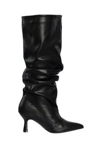 Bottes en cuir noir décontractées hauteur mi-mollet, à bout pointu et talon fin type kitten, sur fond blanc.