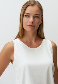 Jimmy Key SLEEVELESS U-NECK  - Top - white