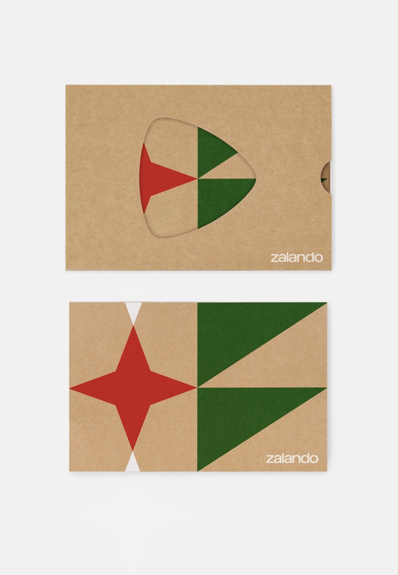 Carta regalo Zalando in cartone riciclabile marrone con ritaglio geometrico. Presenta forme rosse e verdi, design a stella e triangolare, con accenti bianchi.