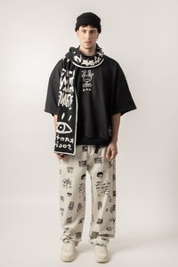 Kaotiko URBAN BOY OVERSIZE UNISEX - Nyomott mintás póló - black