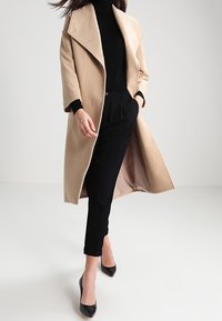 BOSS CASUAL Kalhoty - black