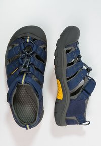 Keen Vaellussandaalit - blue