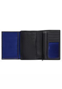 Portafoglio in pelle nera con finitura texture, dotato di interno blu, scomparti per carte, compartimento con zip e sezione per ID trasparente.