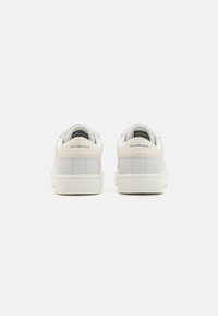 Calvin Klein Jeans CLASSIC CUPSOLE LACEUP - Zapatillas - bright white/creamy white