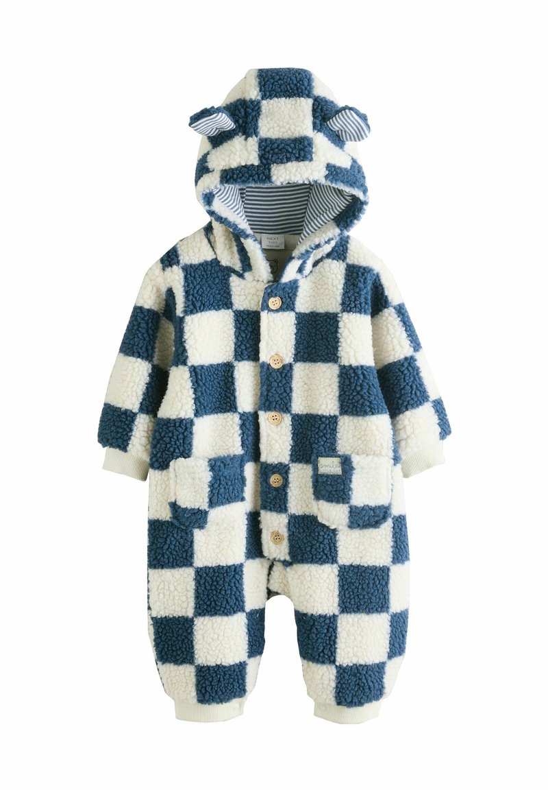 Combinaison en polaire pour bébé à carreaux bleus et blancs avec capuche, boutons en bois, doublure intérieure rayée de la capuche, deux poches avant et petits détails d'oreilles sur la capuche.