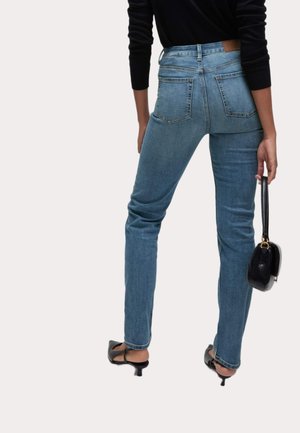 SIENNA SUPERSOFT - Jean droit - light indigo