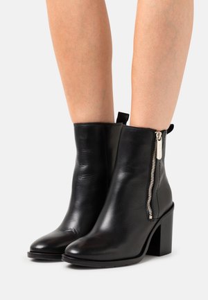 Tommy Hilfiger Bottines - black