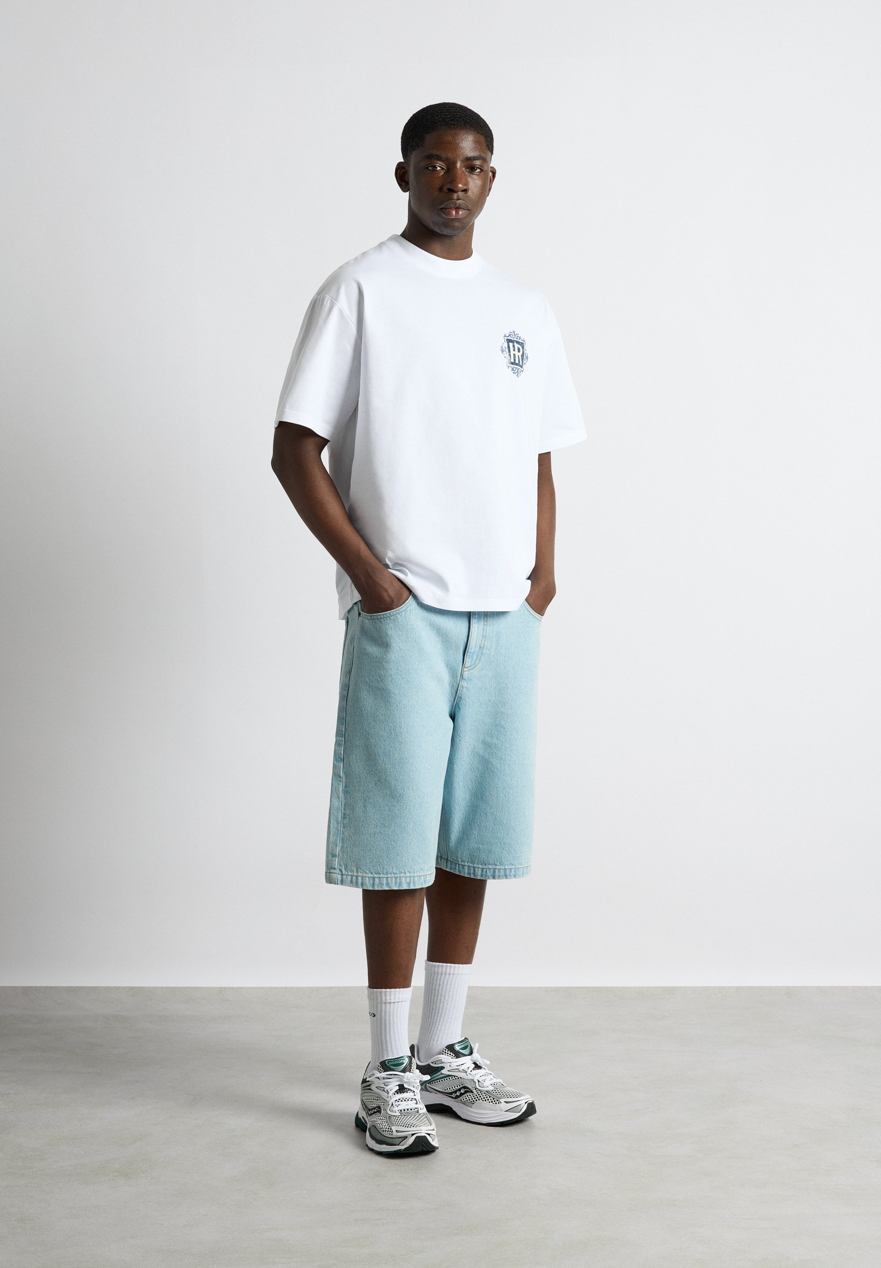 Burocs MARCO BAGGY - Denim shorts - vintage blue/blue denim