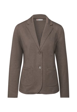 Blazer marrón a medida hecho de tejido texturizado, con solapa de muesca, dos bolsillos frontales y cierre de botón en la parte delantera.