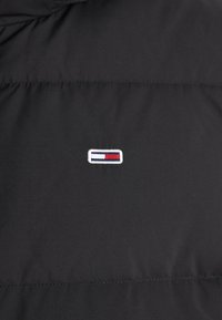 Tommy Jeans Liivi - black