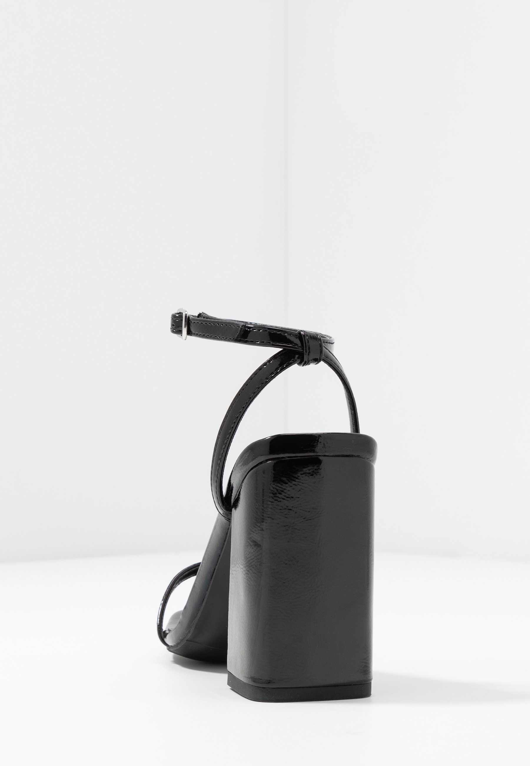 new look talon homme