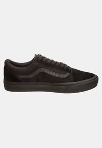 Czarne zamszowe sneakersy niskie z płaskimi czarnymi sznurowadłami, teksturowaną czarną gumową podeszwą i boczną sylwetką z charakterystycznym falistym wzorem.