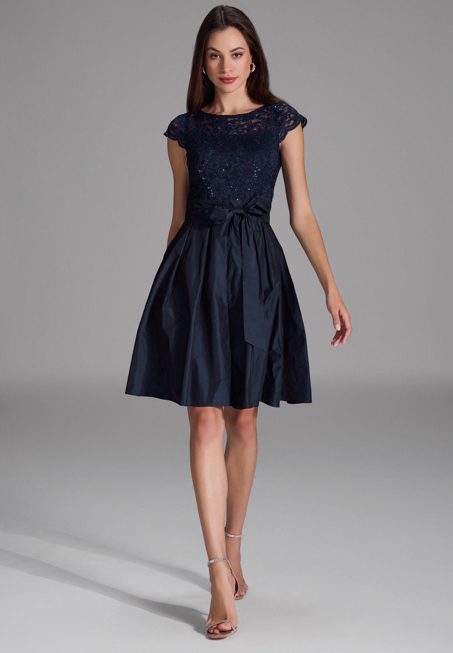 Vestito Donna Swing Nero A Tema Natalizio – Studio Taglia UK 16/18 Nuovo In Busta