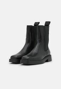 Vagabond JILLIAN - Enkellaarsjes met plateauzool - black