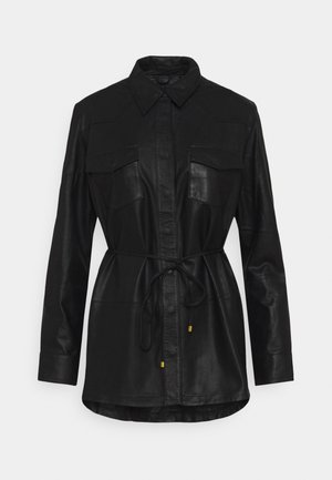 Overhemdblouse - black