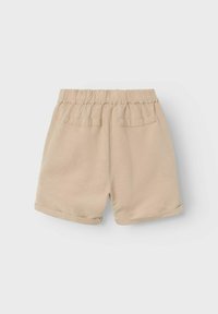 Name it Shorts - humus