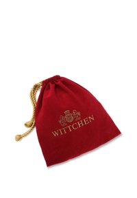 Bolsa de drawstring de terciopelo rojo que presenta el logo "WITTCHEN" en letras doradas en relieve, superficie texturizada y asa de cordón dorado.