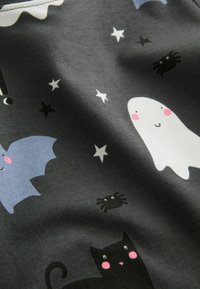Next HALLOWEEN  - REGULAR FIT - Pyžamová súprava - glow in the dark ghost