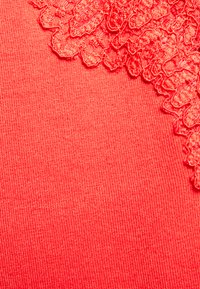 Morgan DENO - T-shirt print - red