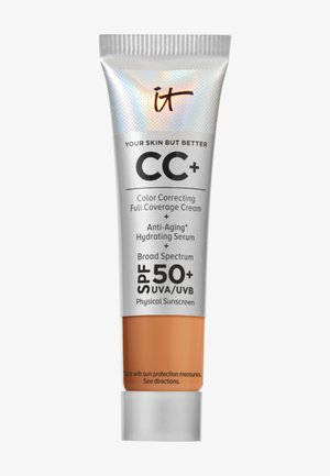 Tube de crème CC+ it Cosmetics avec écran solaire physique SPF 50+, correction de couleur, couvrance totale, anti-âge et sérum hydratant.
