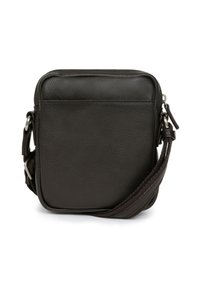 Borsa a tracolla in pelle marrone scuro, forma quadrata, con tasca frontale con zip e tracolla regolabile con texture intrecciata. Finitura liscia.