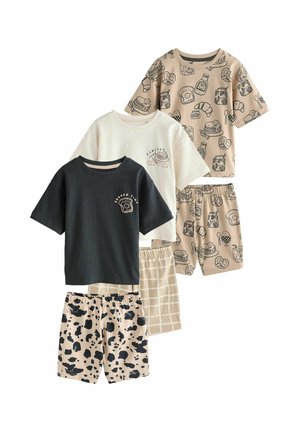 Drei Sets aus kurzärmeligen Oberteilen und Shorts: Beige mit Frühstücksessen-Muster, Creme mit kleinem Frühstücksgrafik und Schwarz mit Toast-Grafik, kombiniert mit gemusterten Shorts.