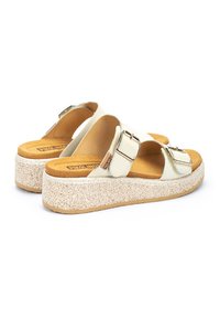 Pikolinos ALZIRA - Mules de tacón - white