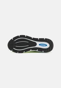 EA7 Emporio Armani CRUSHER SONIC UNISEX - Sportcipő - acid lime/black
