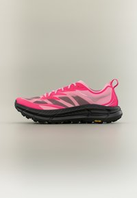 Valimata, neon dragonfruit/black
