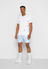 Nike Sportswear LOGO TEE - T-shirt estampada - weiss