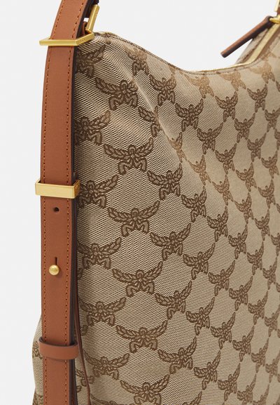 MCM LAURETOS HOBO - Rokassoma - beige