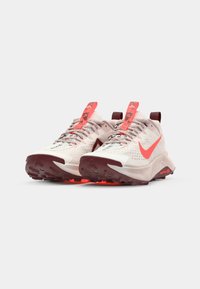 Nike Performance REACTX WILDHORSE 10 - Trail running shoes - sail/dark team red/silt red/hyper crimson/glacier blue