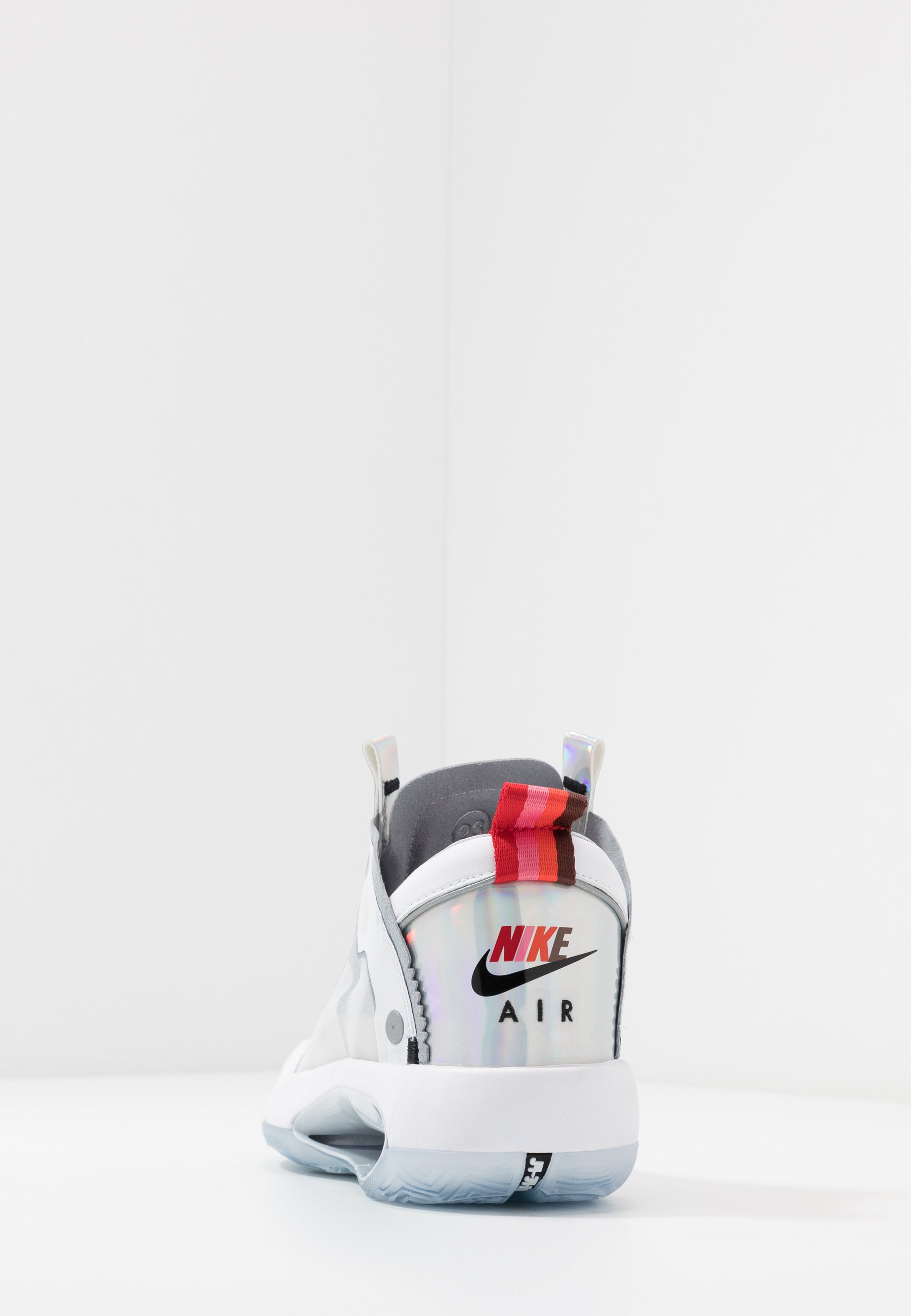 Jordan AIR XXXIV BG Basketballsko whitemetallic silver Jordan AIR XXXIV BG Basketballsko whitemetallic silver
