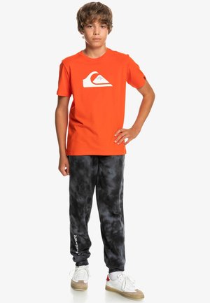 COMP LOGO - Print T-shirt - cherry tomato