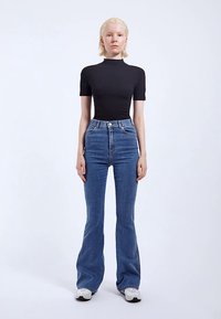 Dr.Denim MOXY FLARE - Široké džíny - vale sky plain