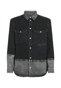 Sort denimskjorte med grå ombre-effekt, knaplukning foran, to brystlommer og klassisk krave. Har sølvfarvet hardware og kontrastsyning.