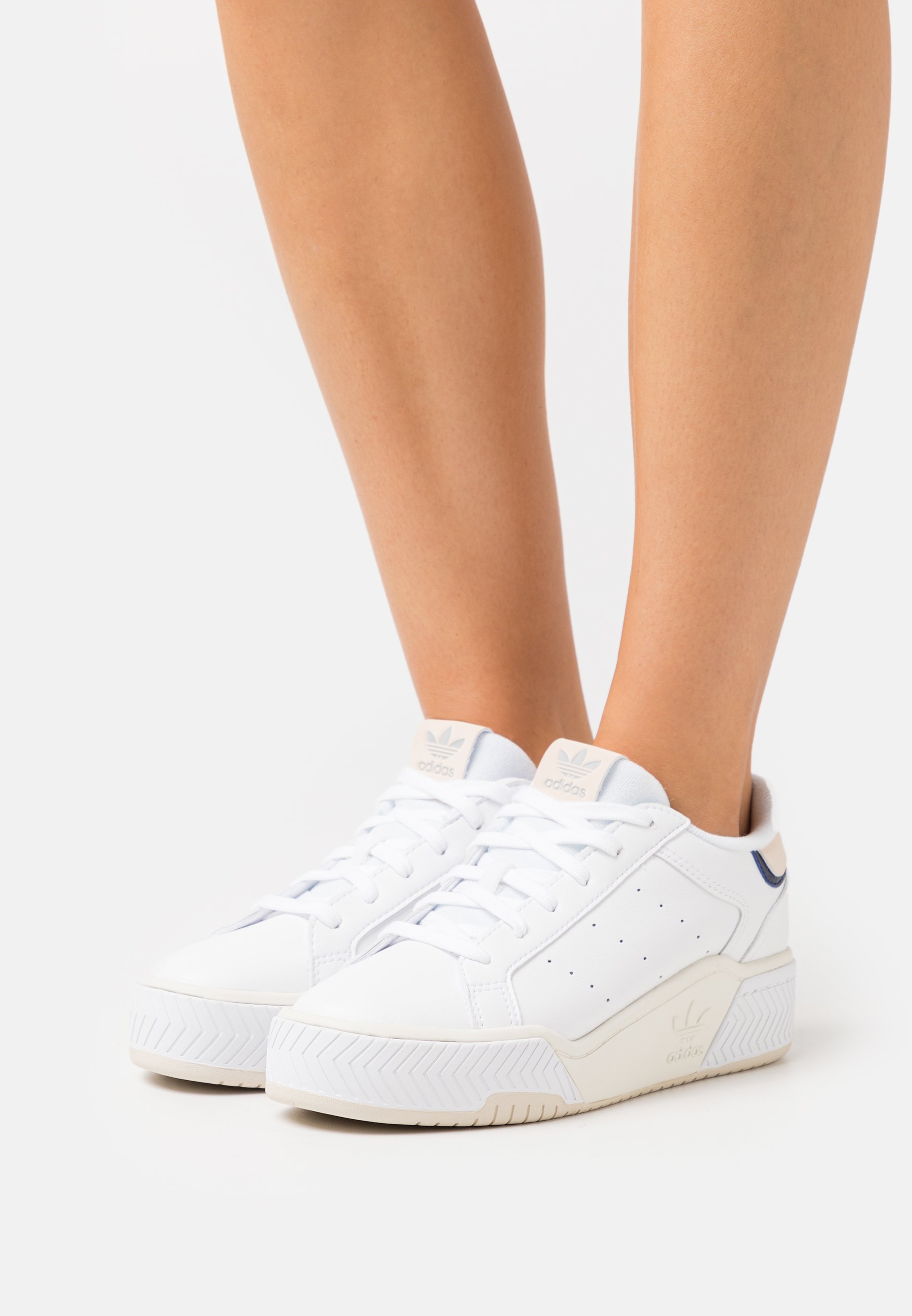 adidas Originals COURT TOURINO BOLD - Sneakers laag - white/wit - Zalando.be