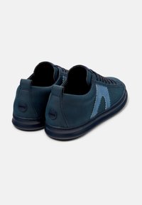 Blue leather shoes with a textured finish, featuring contrasting light blue accents, round laces, and a flexible rubber sole.