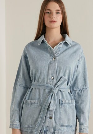 Denim jacket - light denim blue
