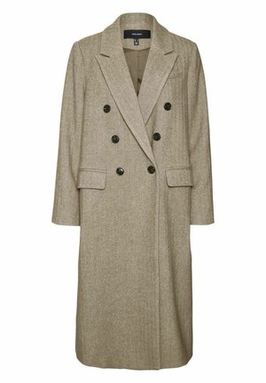 Bež plašč v ribji kost z dvojnimi gumbi, zrezanimi klapnicami, sprednjimi žepi in črnimi gumbi. Srednje dolžine, teksturirana tkanina.