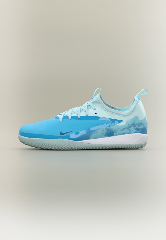 Nike PHANTOM 6 LOW ACADEMY ERLING HAALAND IC UNISEX - Indoor football boots - baltic blue/blue eclipse/glacier blue