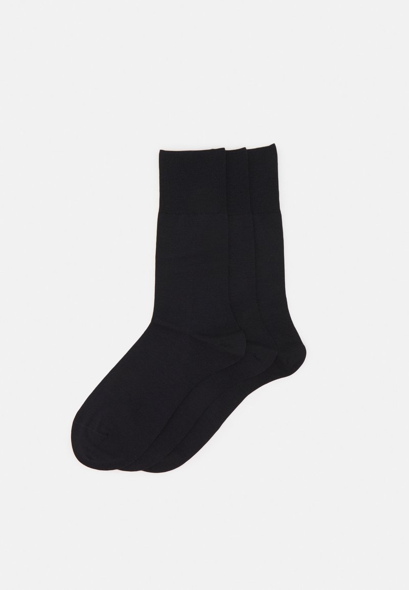 Calzini di cotone neri, tre paia, senza cuciture alla punta, polsino a costine, texture liscia, design semplice, adatti per abbigliamento casual o formale.