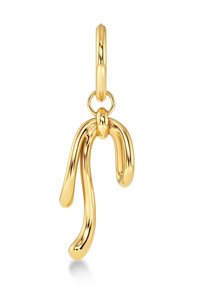 Pendente in tonalità dorata dalla forma astratta con linee curve e lisce e una finitura lucida, attaccato tramite un anello rotondo.