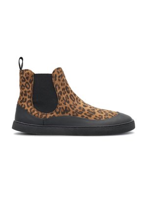 Stivale Chelsea con tomaia marrone e nera con stampa leopardata, pannelli laterali elastici neri e suola in gomma nera.