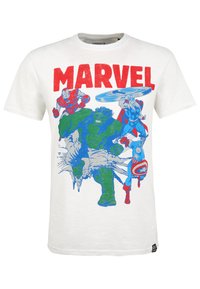 Camiseta de algodón blanca con un gráfico colorido de superhéroes de Marvel: Iron Man, Hulk, Capitán América y Thor. Texto en rojo brillante "MARVEL" en la parte superior.
