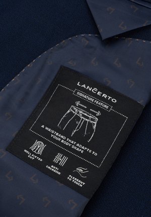 Lancerto, VALDEPENAS SET, granatowy