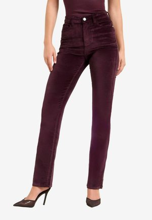 HIGH WAIST - Karcsúsított farmerek - burgundy red velvet