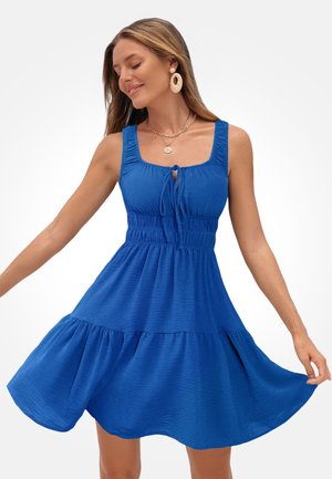 Cupshe, BREEZY BLUE TIE-FRONT TIERED SUNDRESS - Denné šaty - blue
