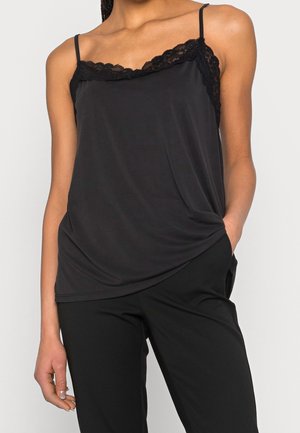 Zwarte cami met kantafwerking en verstelbare spaghettibandjes, met een losse, vloeiende pasvorm en een zachte, gladde stofstructuur.